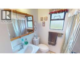 378 Thompson Road, Quesnel, BC V2J5B5 Photo 23