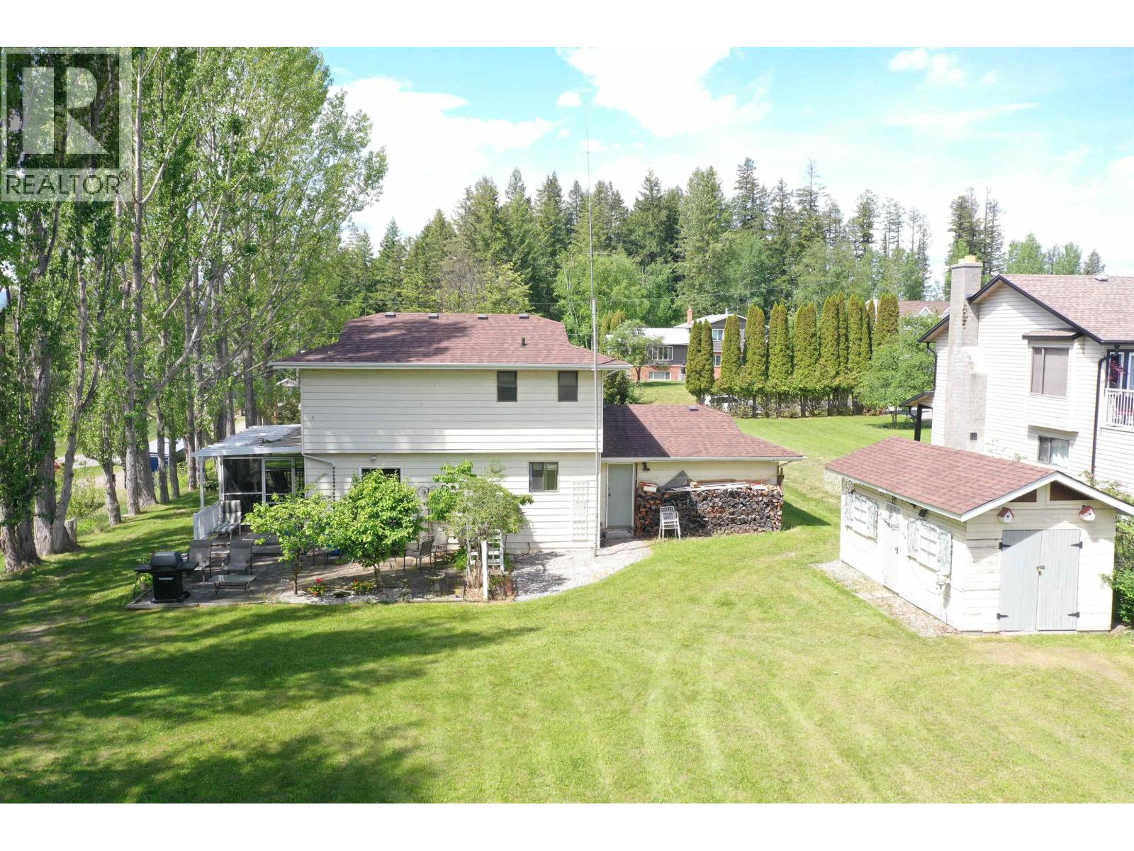 378 THOMPSON ROAD - 33
