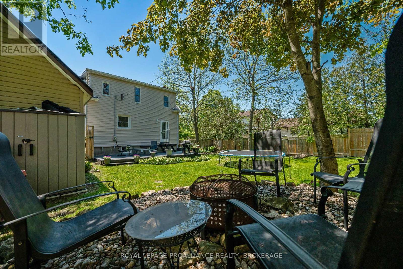 560 KING STREET W - 3