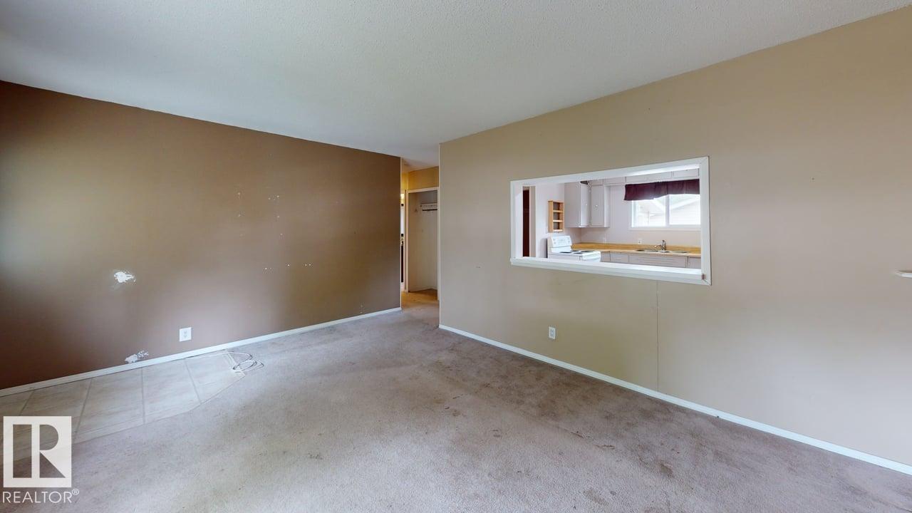 4708 47 ST — photo 17