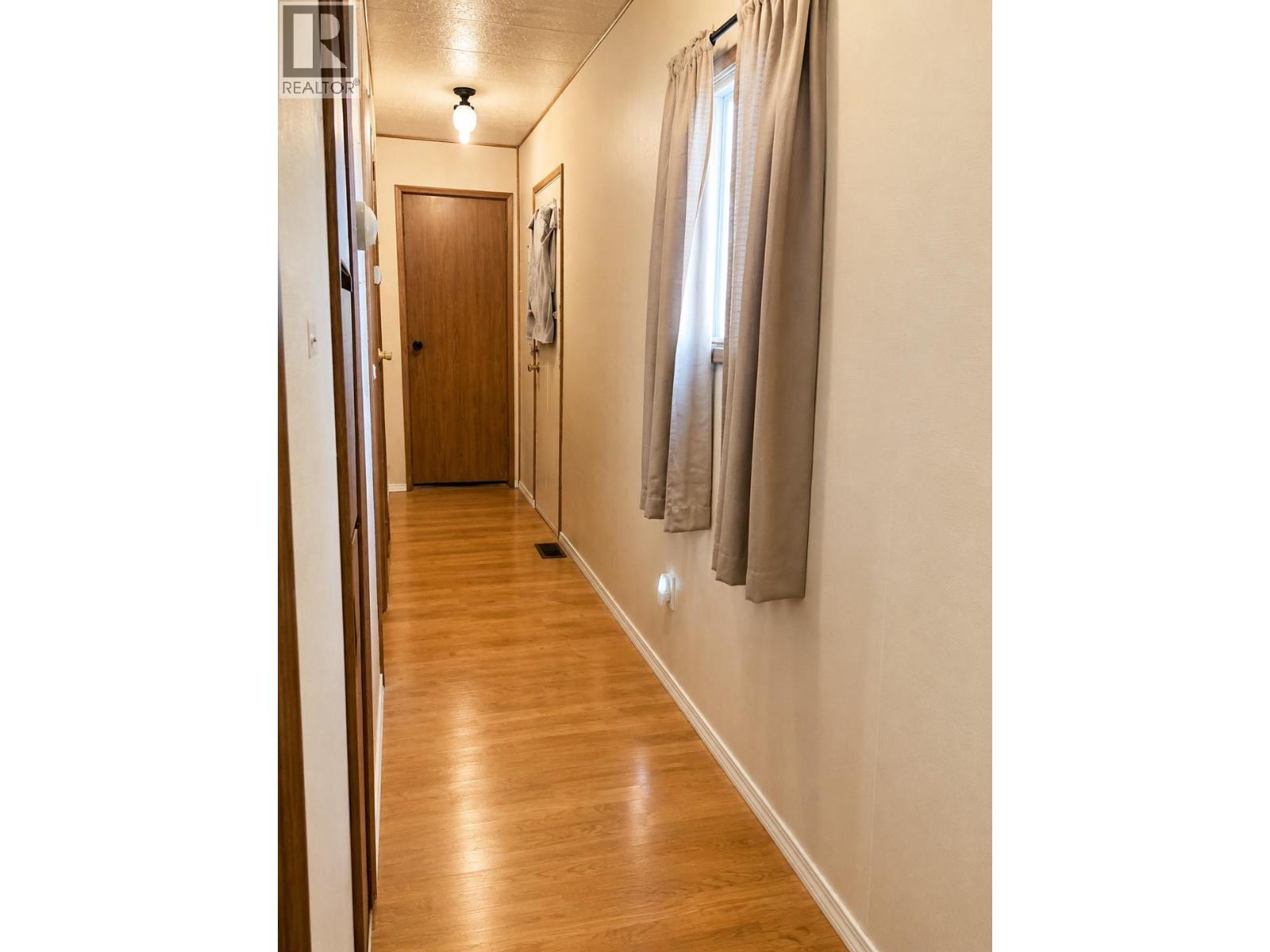 110 3745 Lakeshore Road, Kelowna