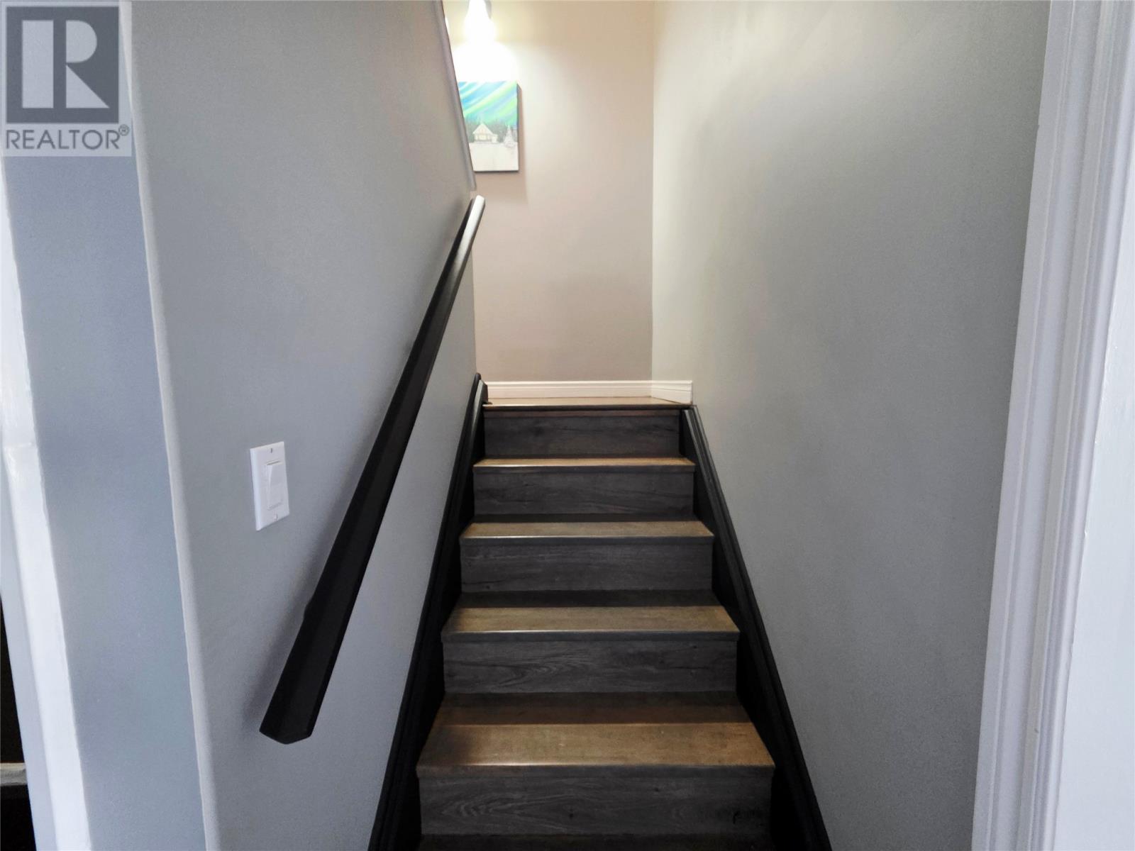 4 Dunfield Street - 10