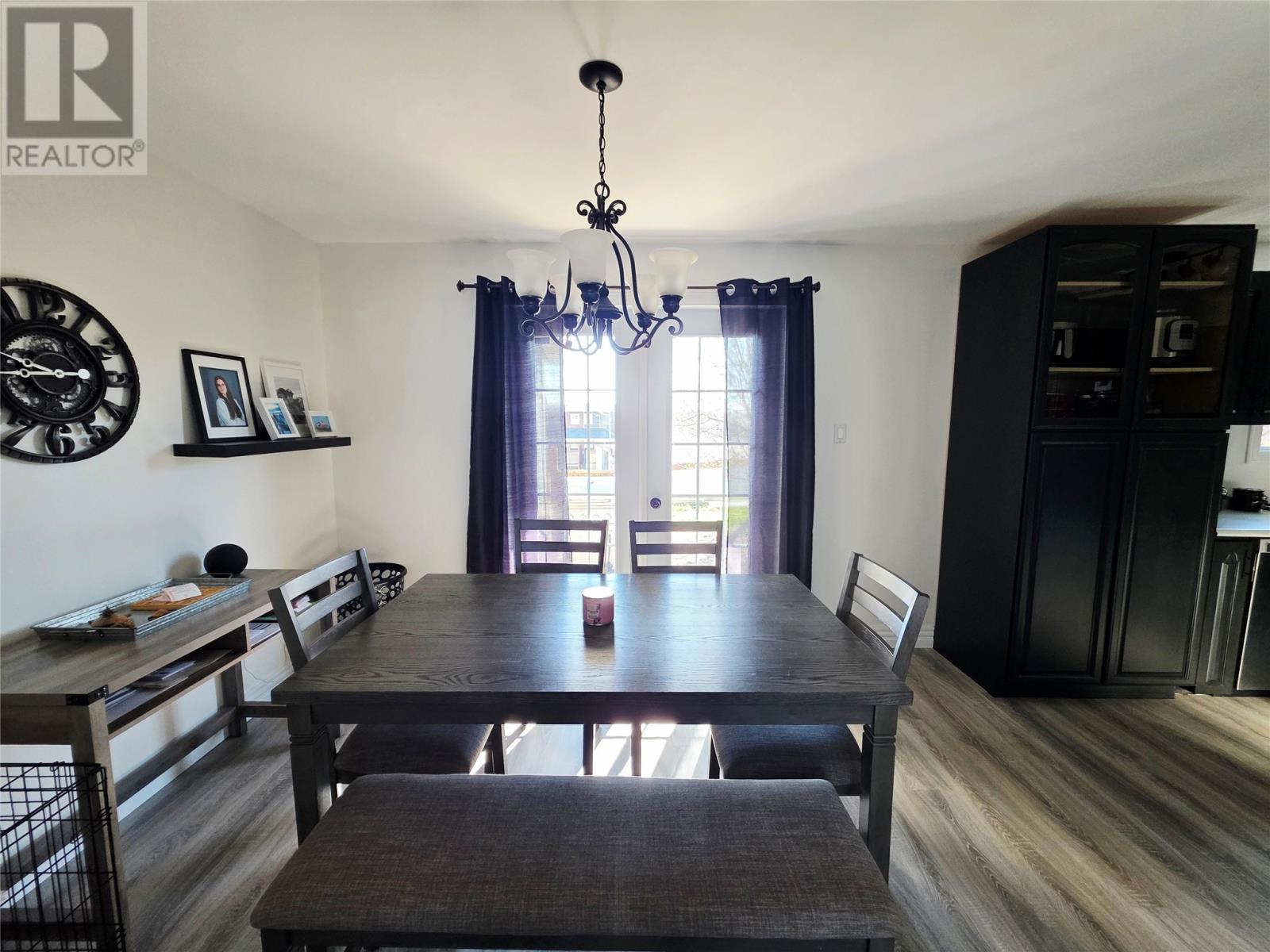 4 Dunfield Street - 6