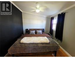 4 Dunfield Street thumbnail 18