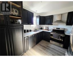 4 Dunfield Street thumbnail 8