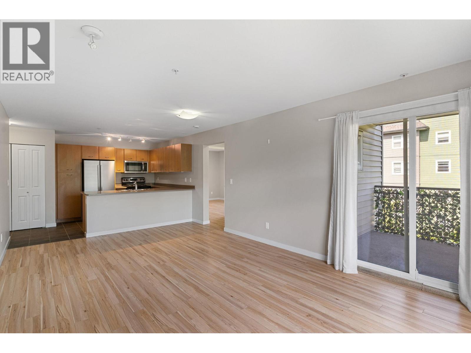 317 533 Yates Road, Kelowna