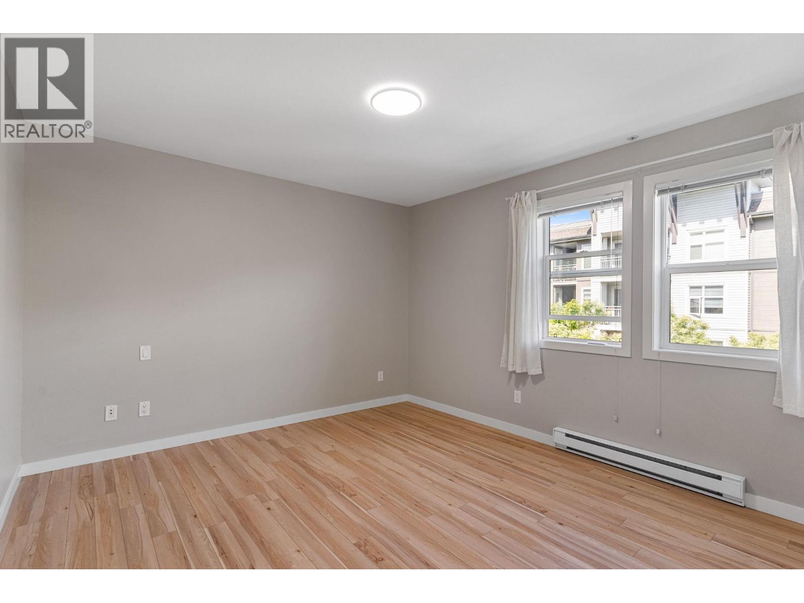 317 533 Yates Road, Kelowna