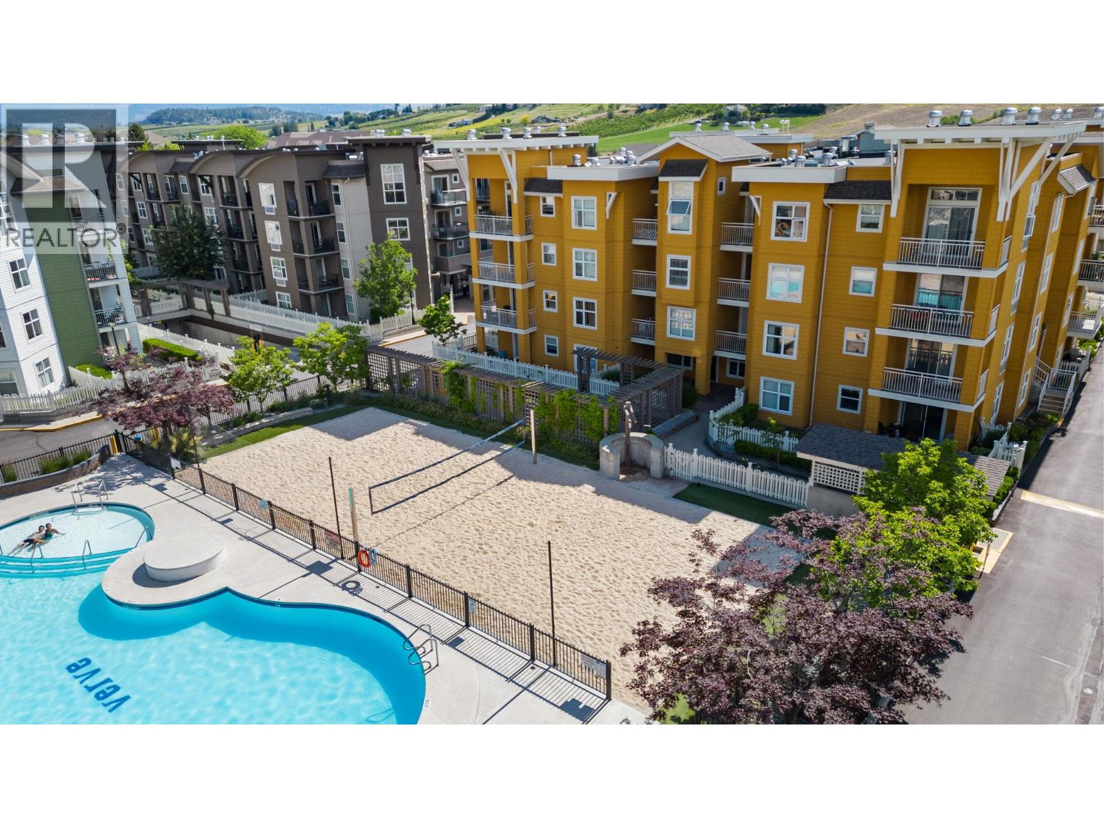 317 533 Yates Road, Kelowna