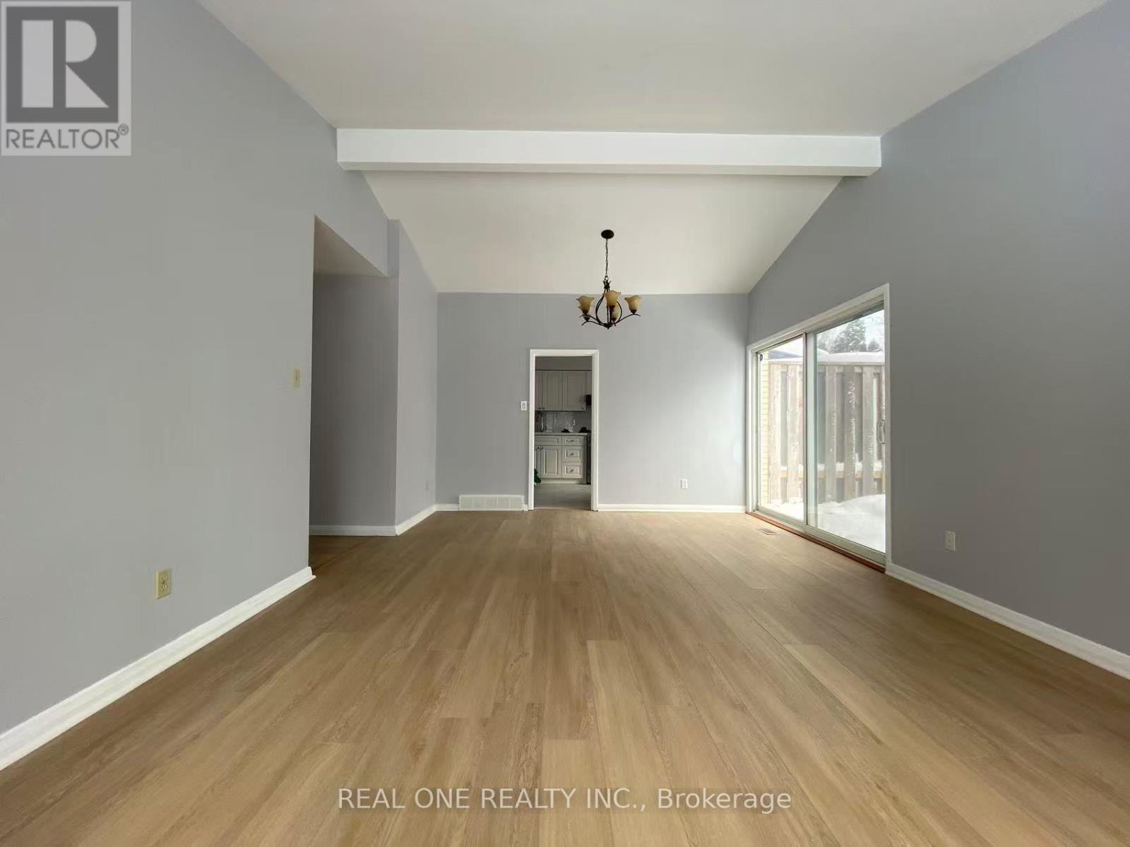566 MIDDLEWOODS DRIVE - 9