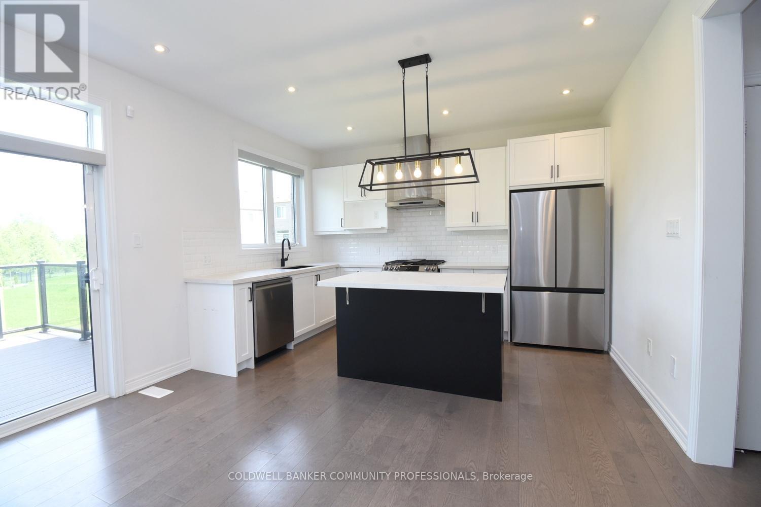 266 CHIPPEWA AVENUE - 12