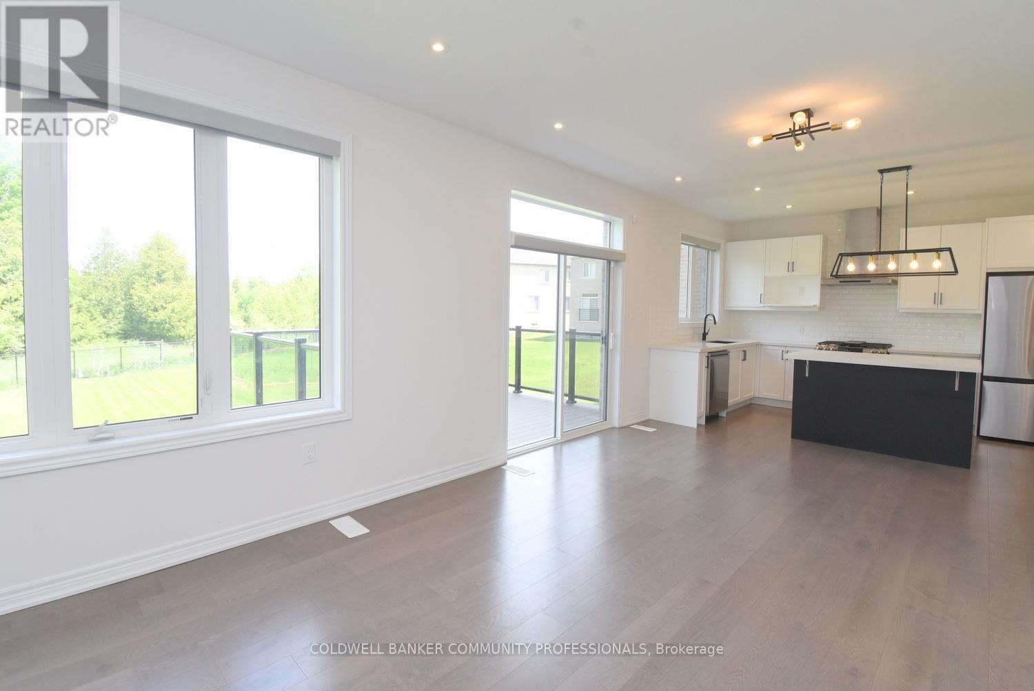 266 CHIPPEWA AVENUE - 13