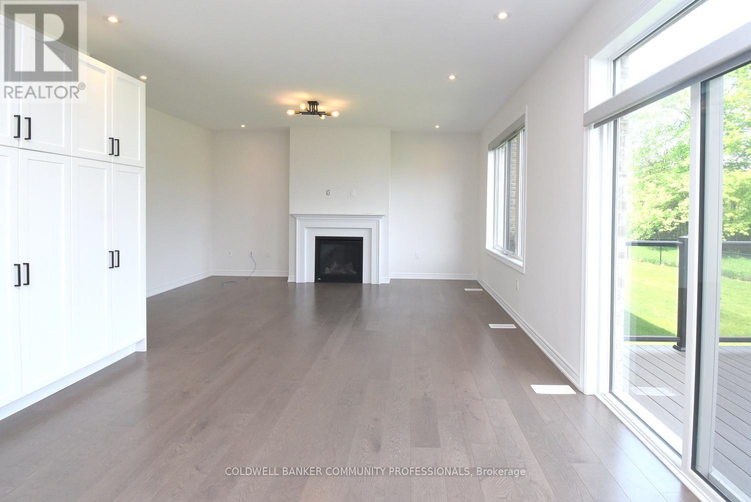 266 CHIPPEWA AVENUE - 17