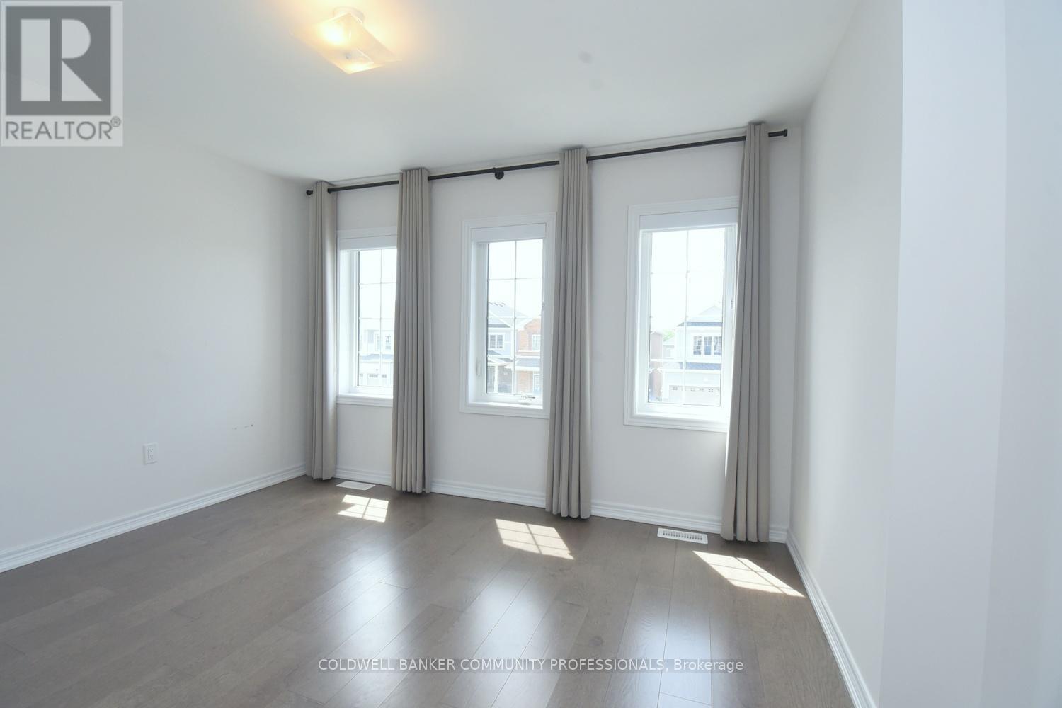 266 CHIPPEWA AVENUE - 32