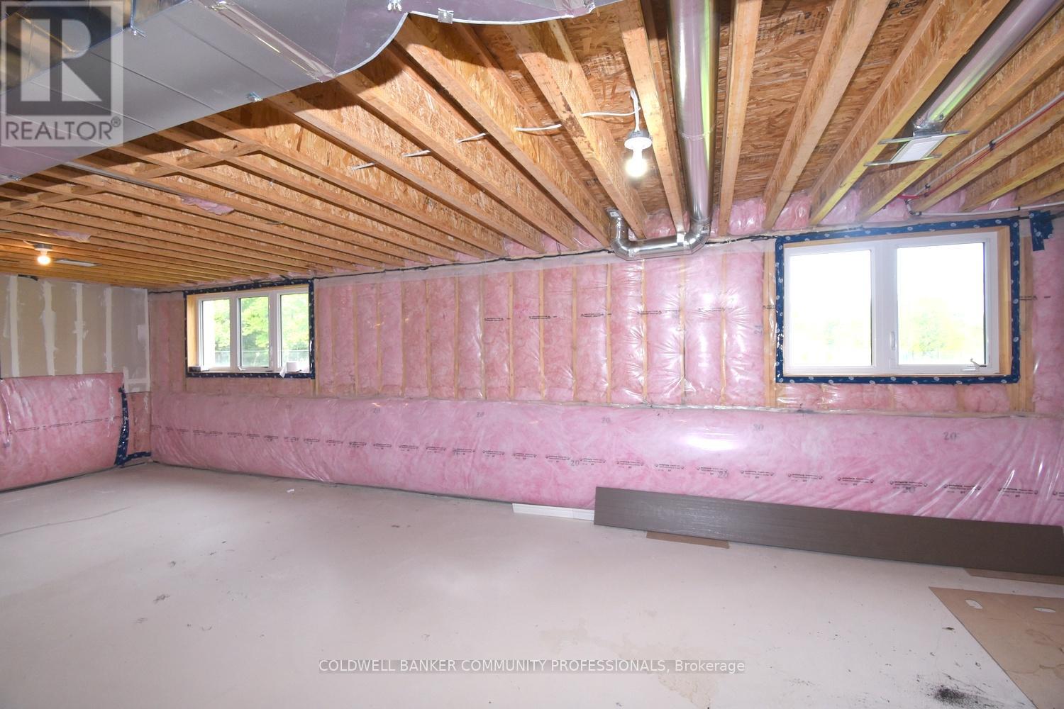 266 CHIPPEWA AVENUE - 39