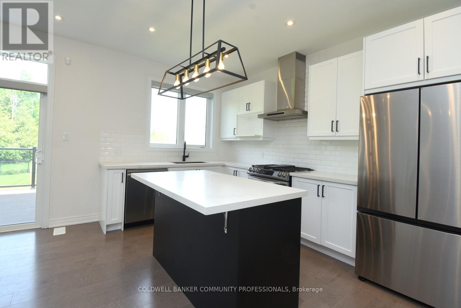 266 CHIPPEWA AVENUE - 9