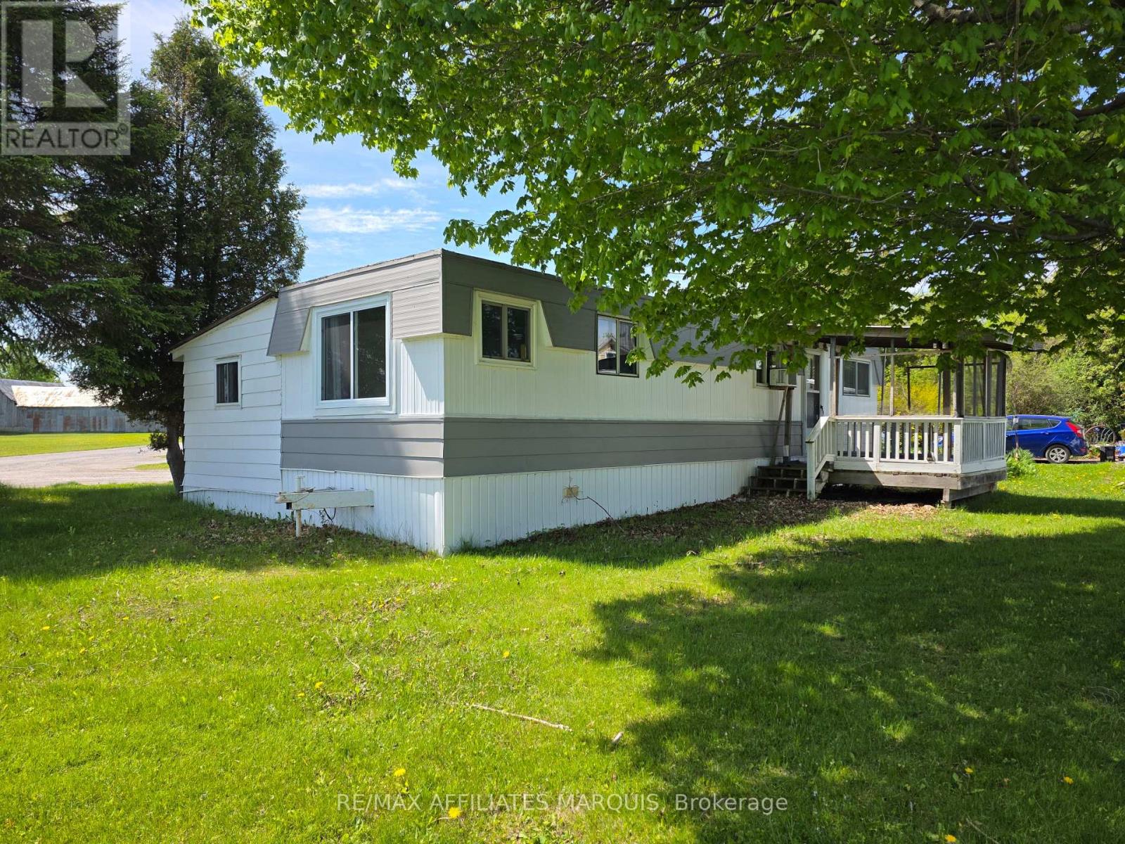 202 JACK STREET - 3