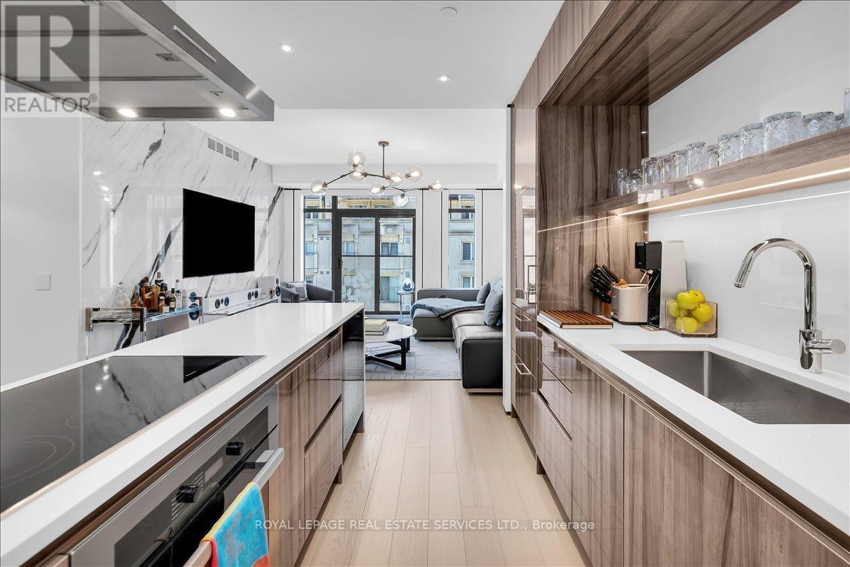 #606 6 JACKES AVENUE - 10
