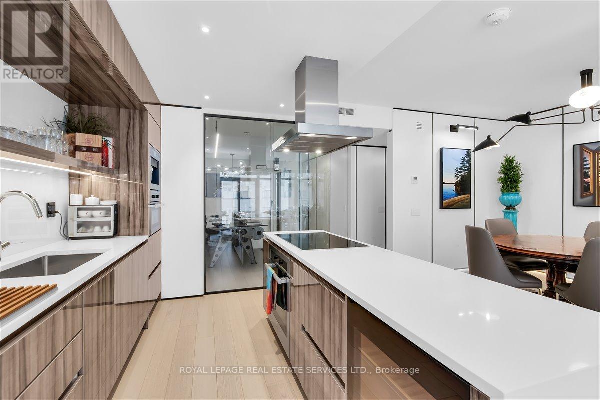 #606 6 JACKES AVENUE - 11