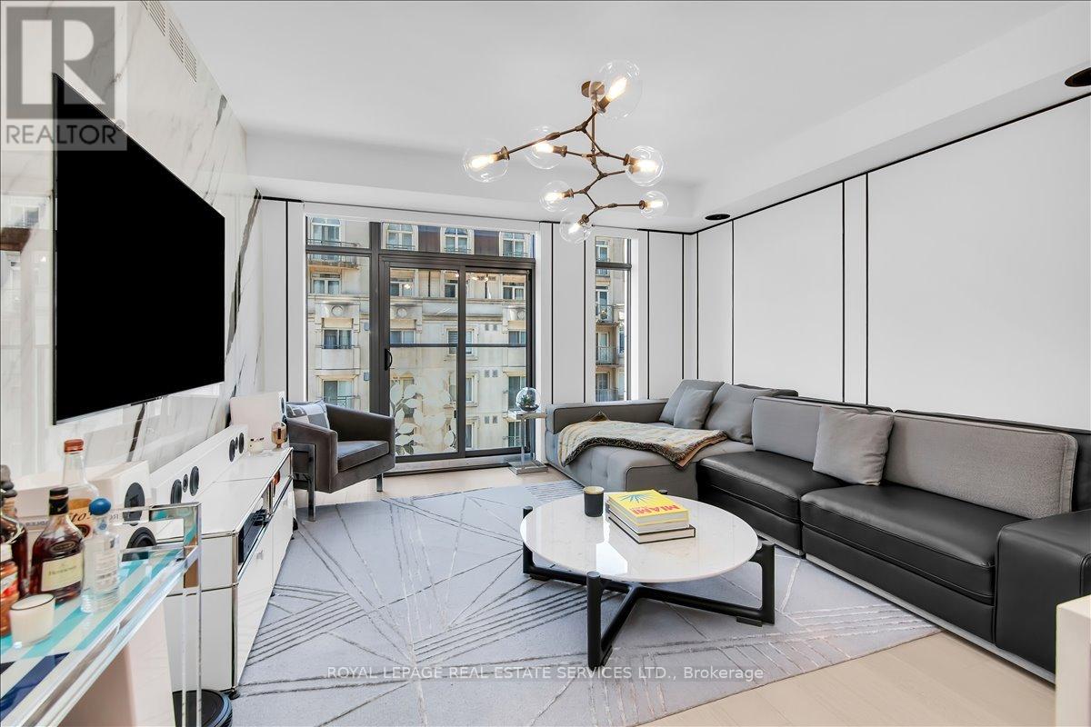 #606 6 JACKES AVENUE - 18