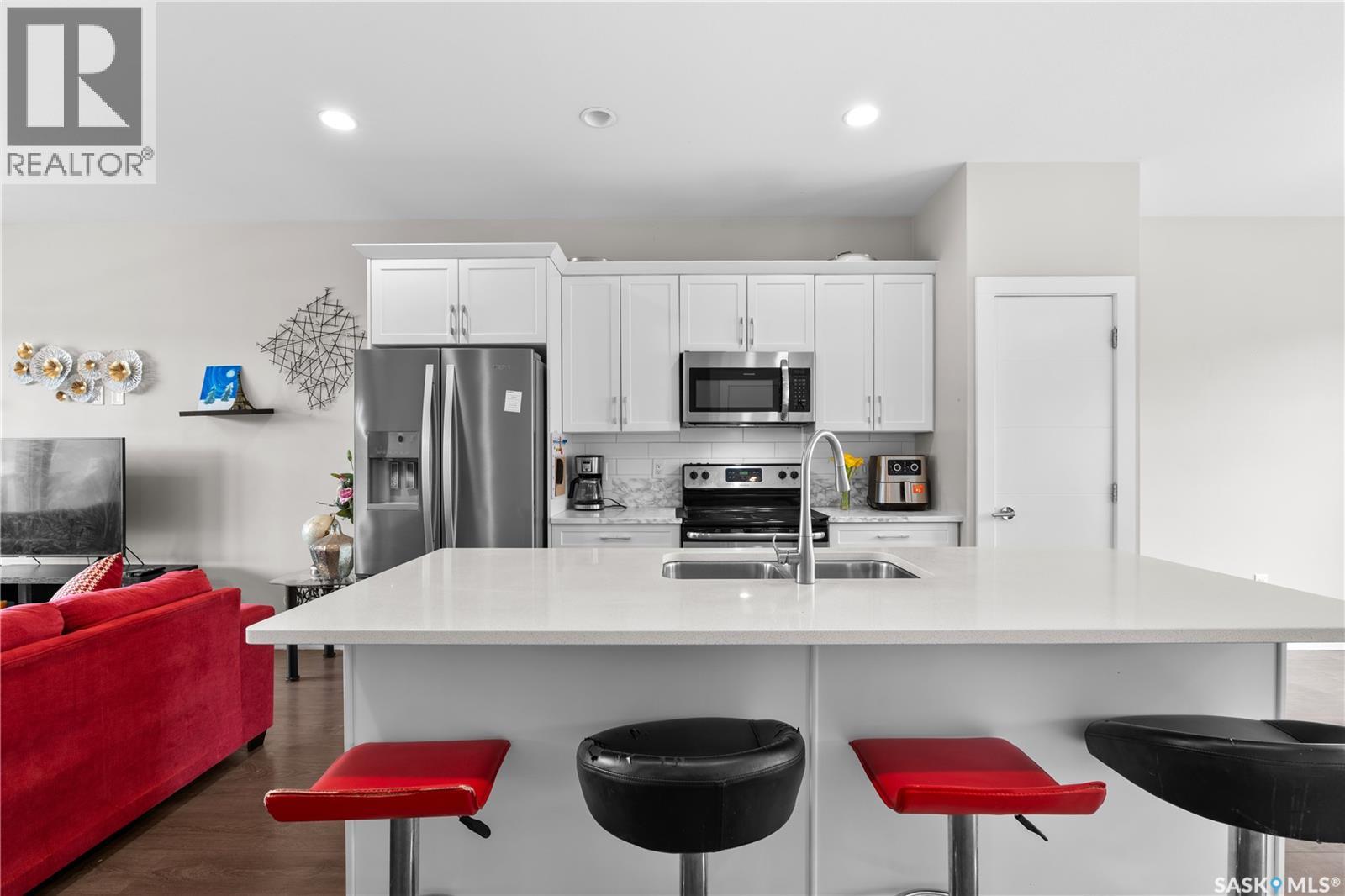 676 Meadows BOULEVARD - 10