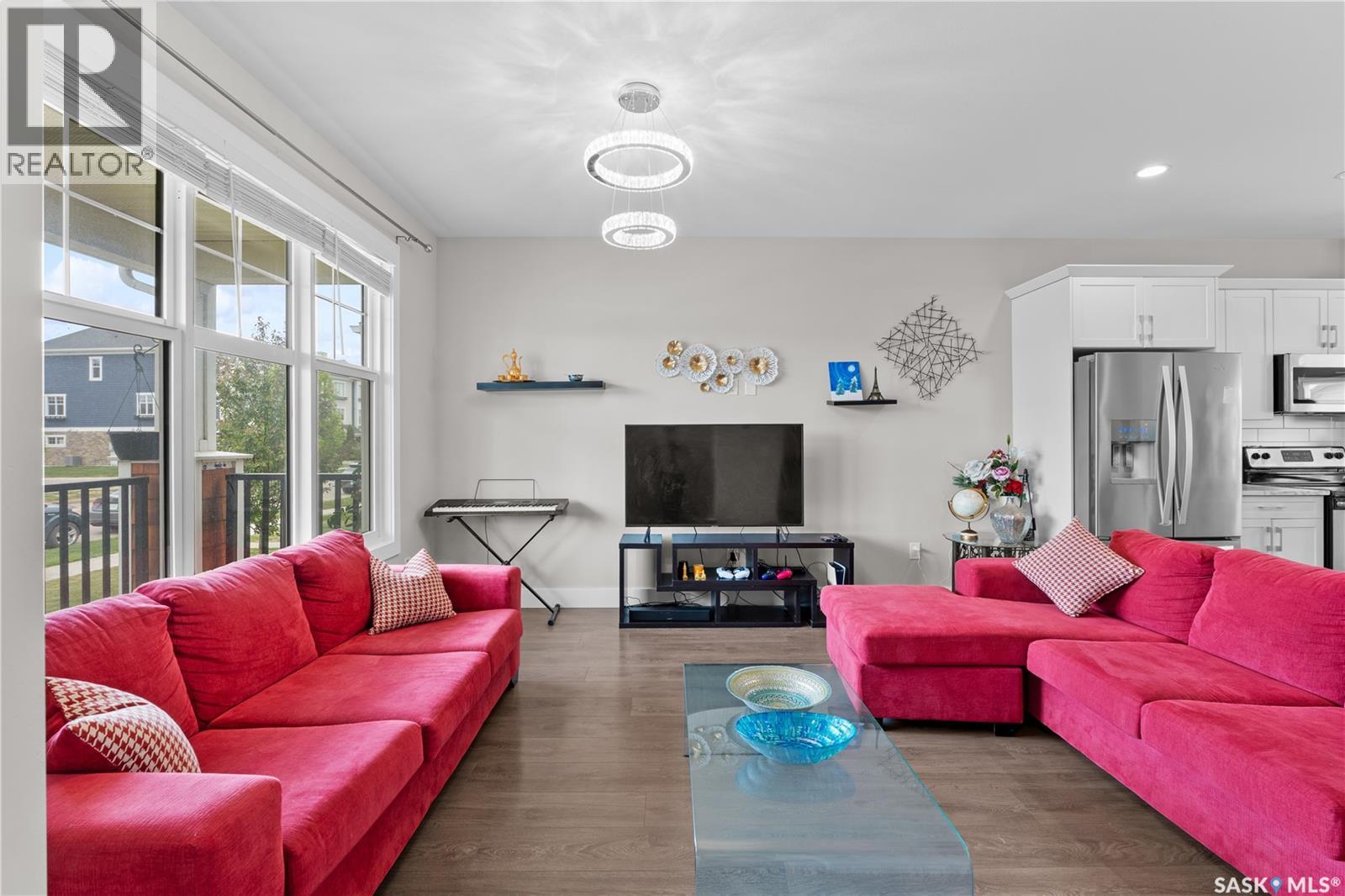 676 Meadows BOULEVARD - 5