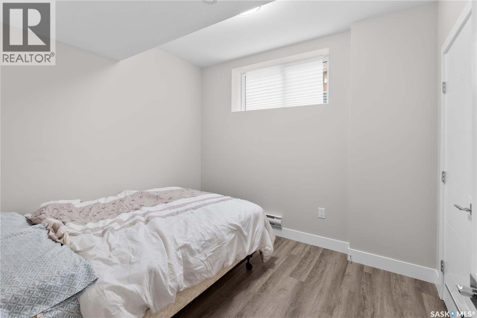 676 Meadows BOULEVARD - 45
