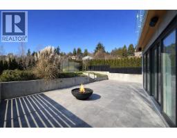 598 Arthur Erickson Place, West Vancouver, BC V7T1J1 Photo 25