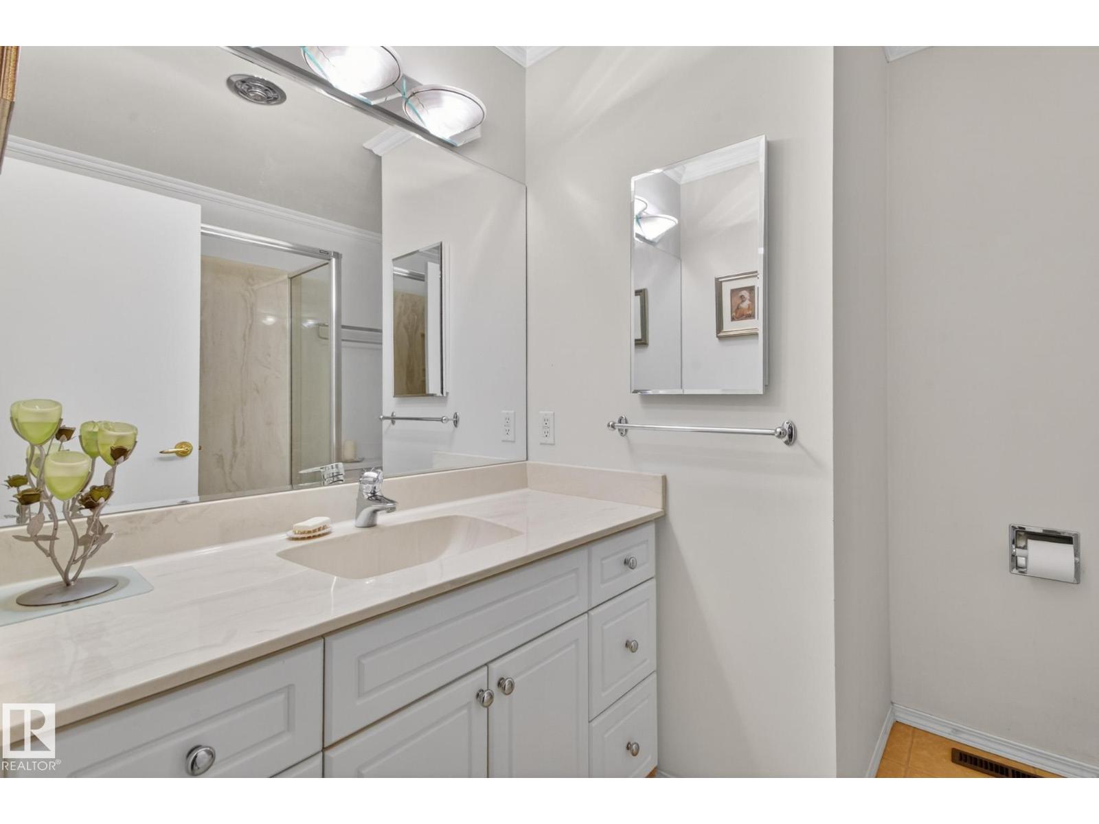 9243 74 ST NW — photo 7