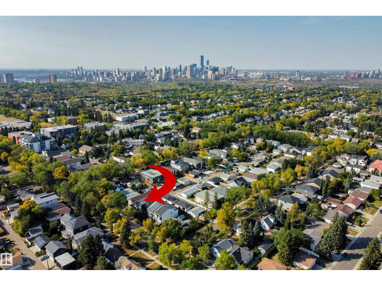 8814 85 AV NW — photo 33