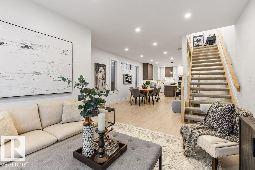 8814 85 AV NW - photo 4