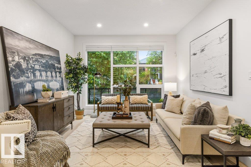 8814 85 AV NW - photo 5