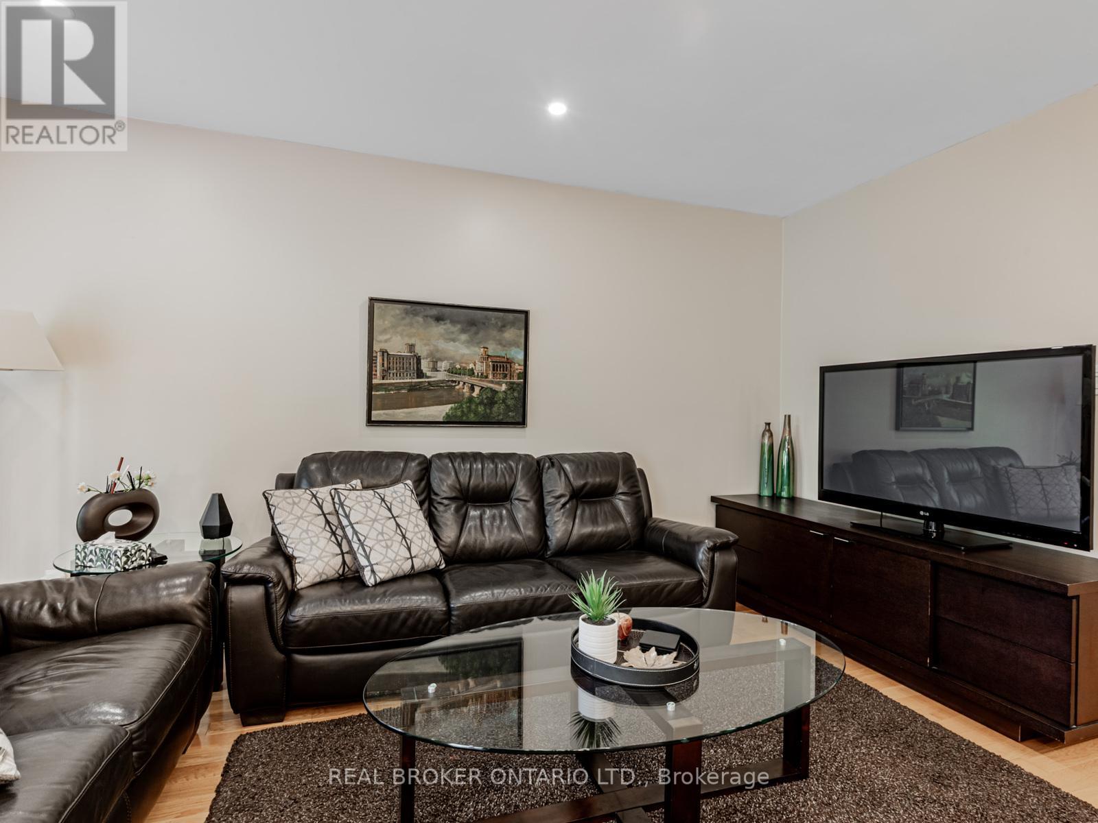 125 KERSEY CRESCENT - 16