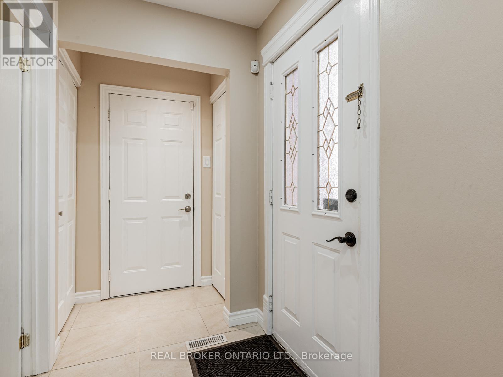 125 KERSEY CRESCENT - 4