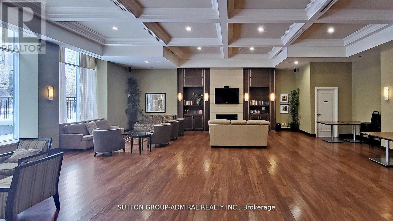 #811 20 NORTH PARK ROAD - 29