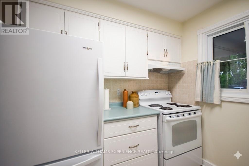 1290 JANISSE DRIVE - 17