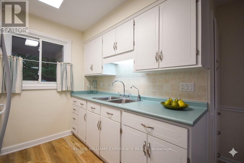 1290 JANISSE DRIVE - 16