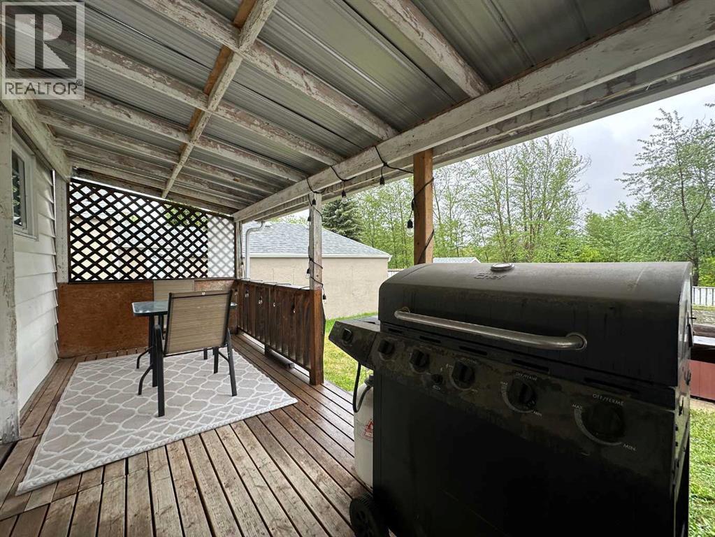 3608 46 Street - photo 3