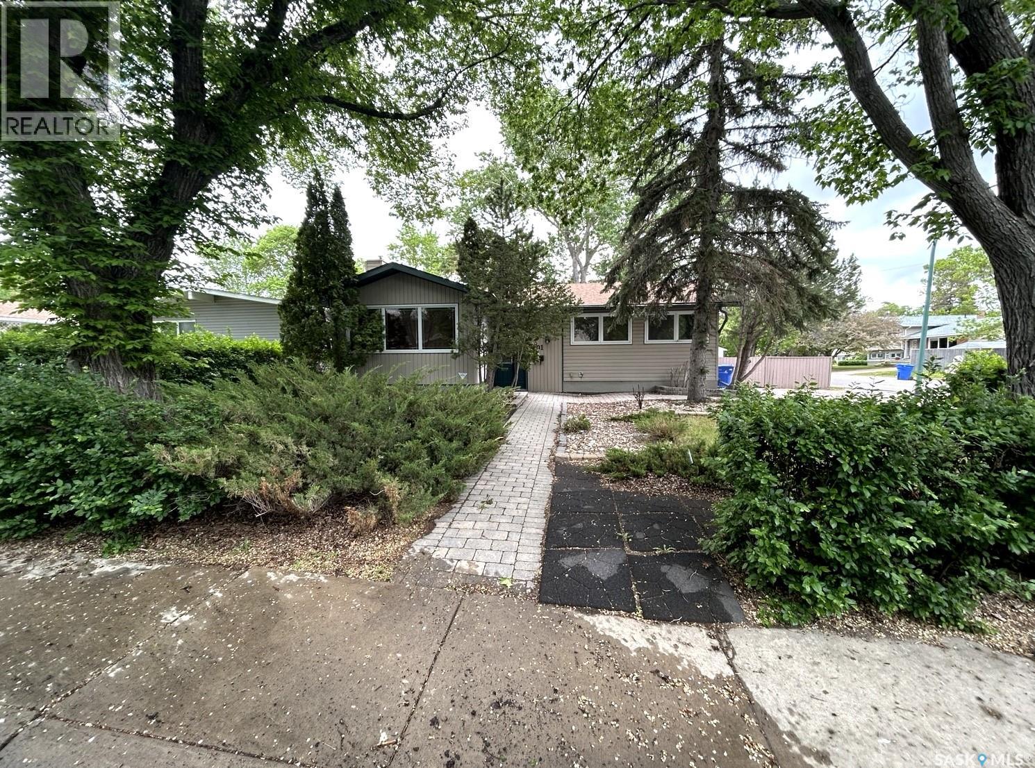 901 Shannon ROAD - 2