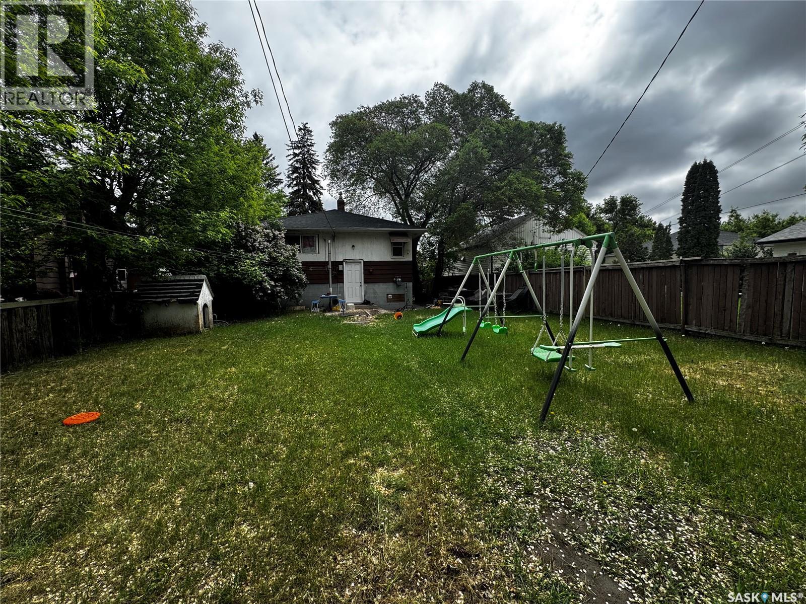807 Weldon AVENUE — photo 15