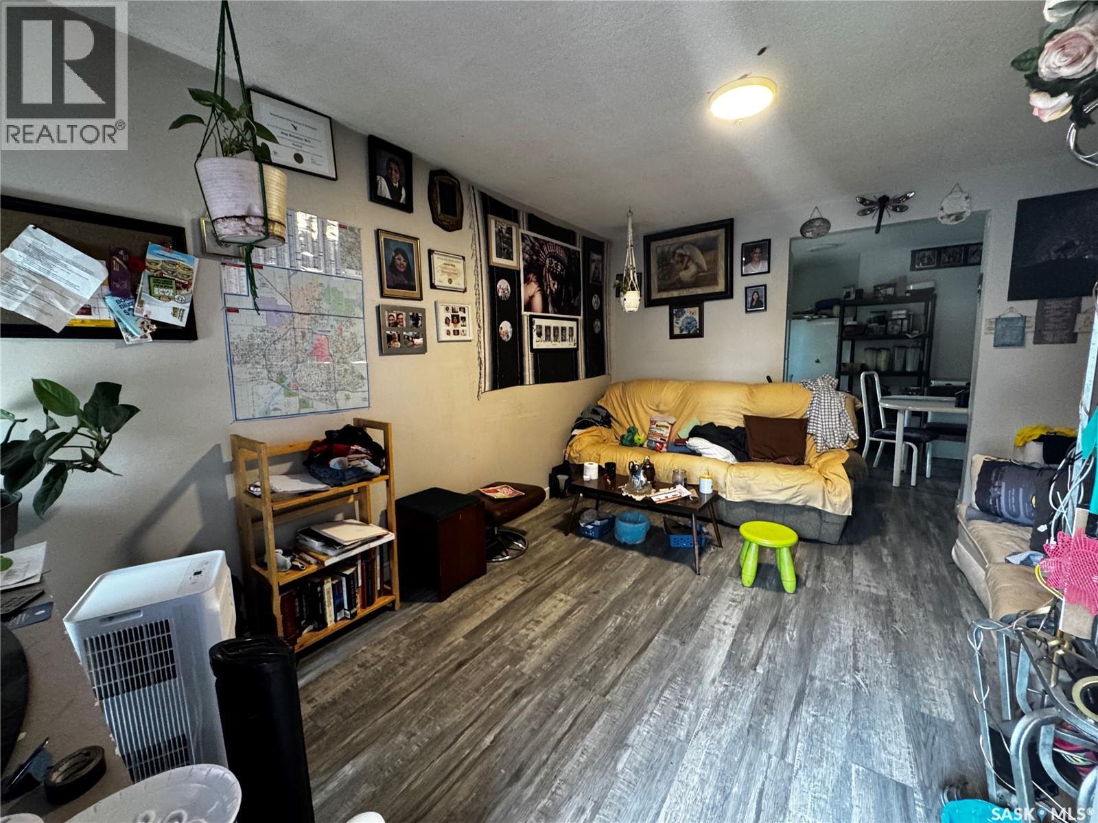 807 Weldon AVENUE - photo 2
