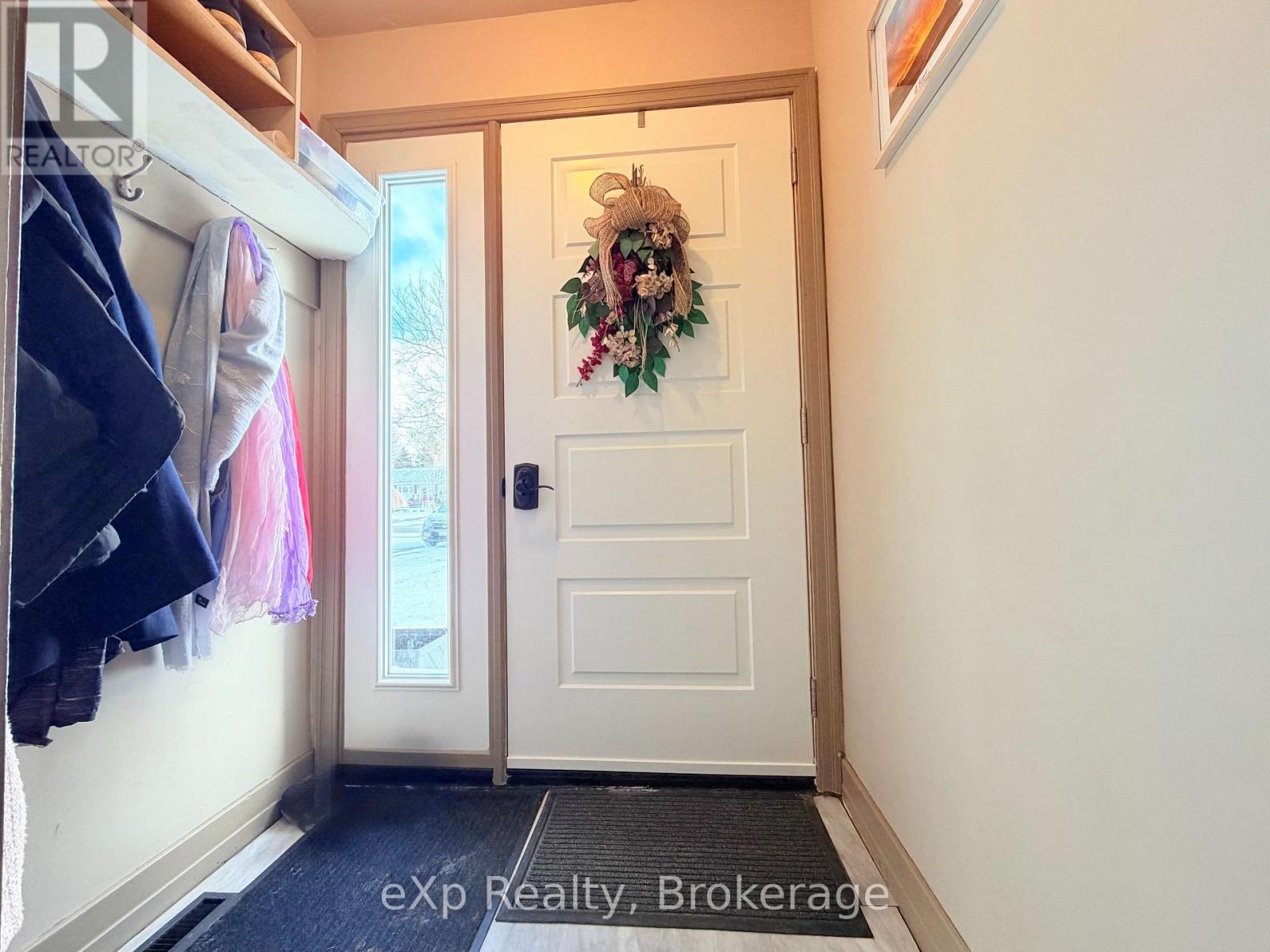 1043 9 HIGHWAY - 4
