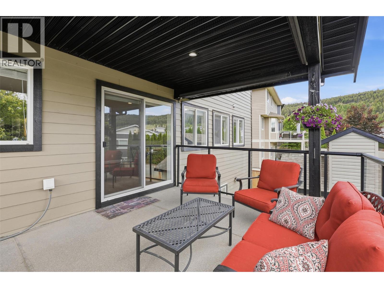 1716 FOXTAIL Drive, Kamloops