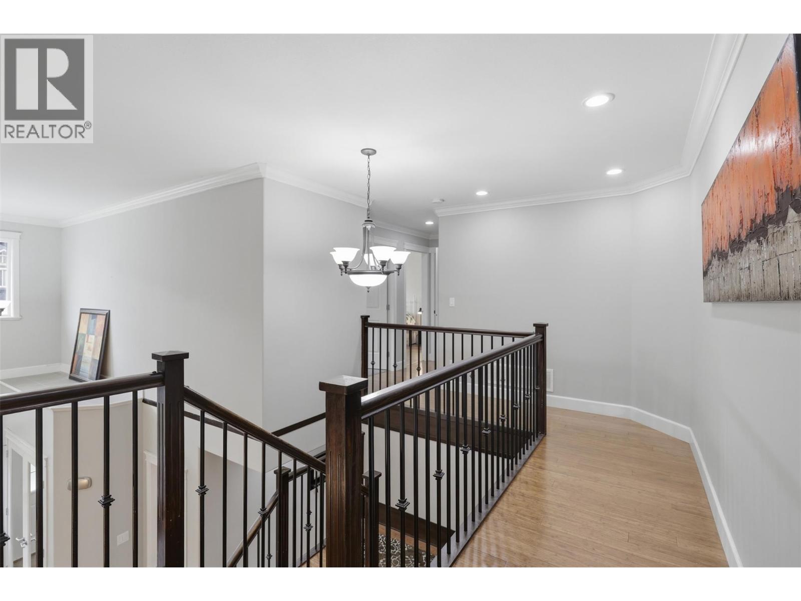 1716 FOXTAIL Drive, Kamloops