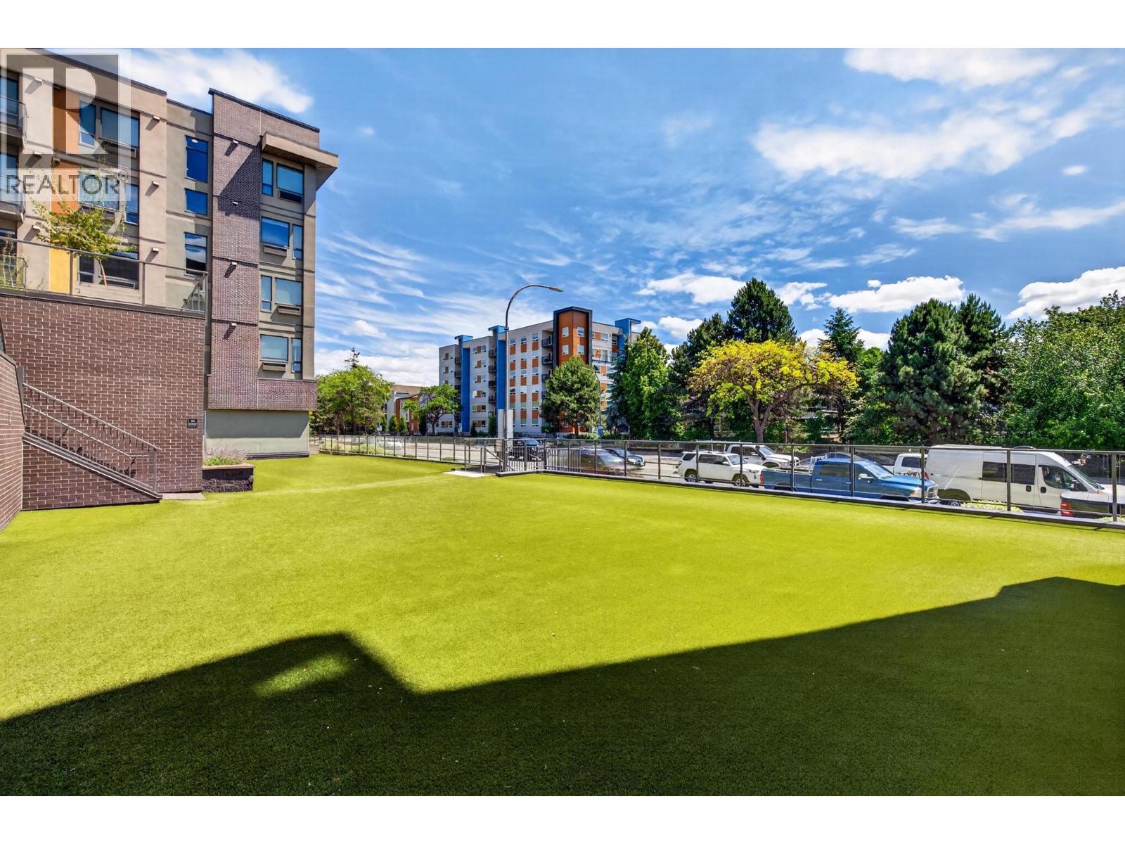 424 925 Leon Avenue, Kelowna