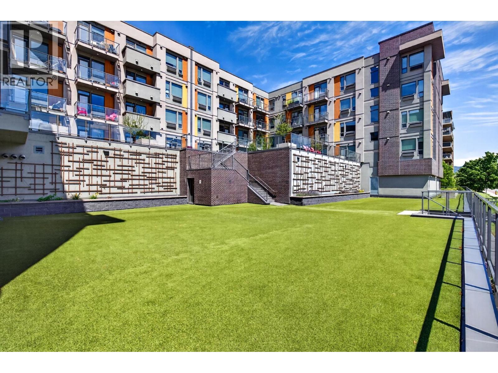 #424 925 Leon Avenue - 18