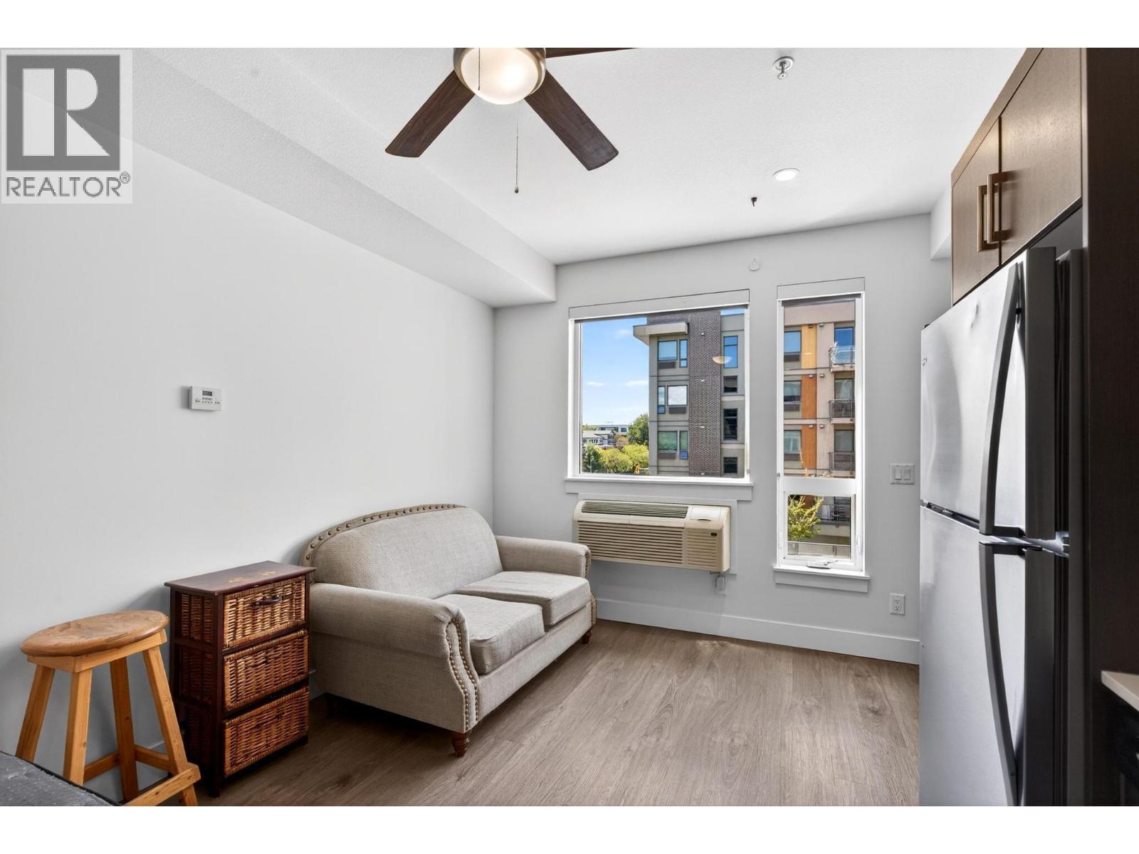 #424 925 Leon Avenue - 5