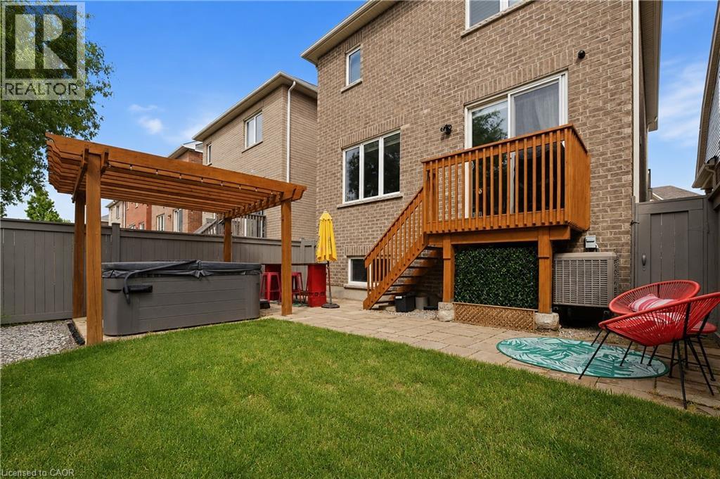 44 STILLWATER Crescent - 22