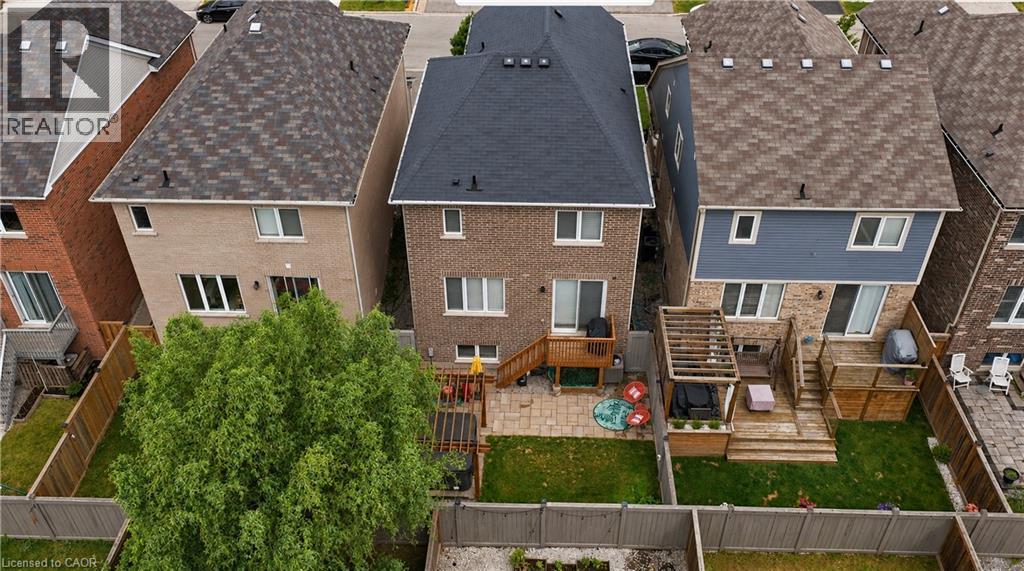 44 STILLWATER Crescent - 27
