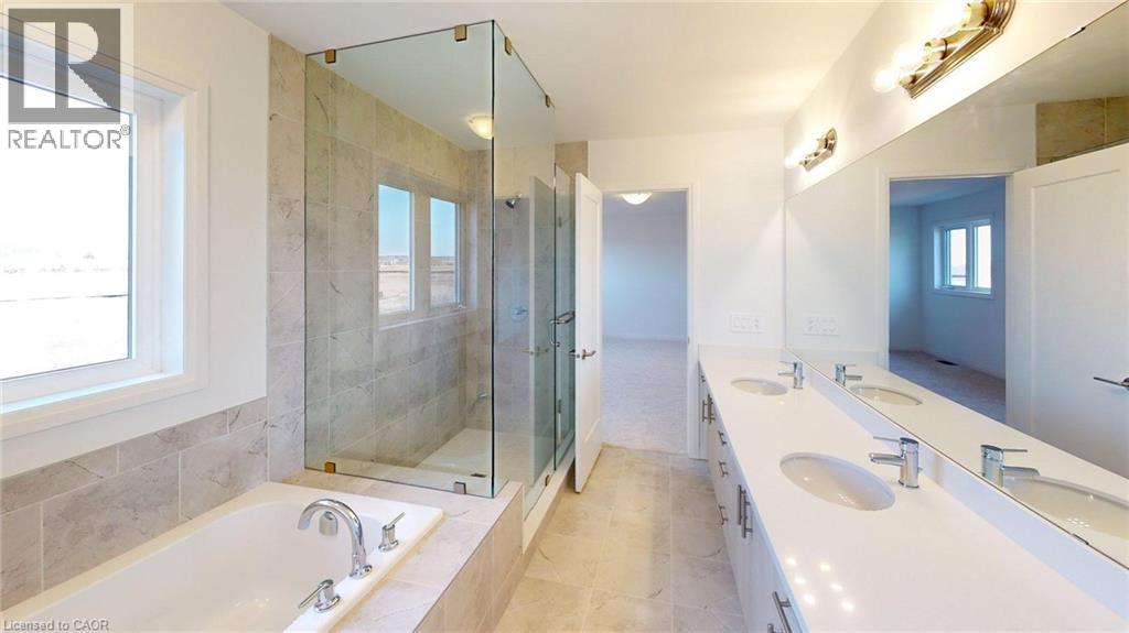 200 CITTADELLA Boulevard - 11