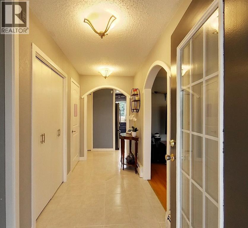 6336 13 Avenue — photo 11